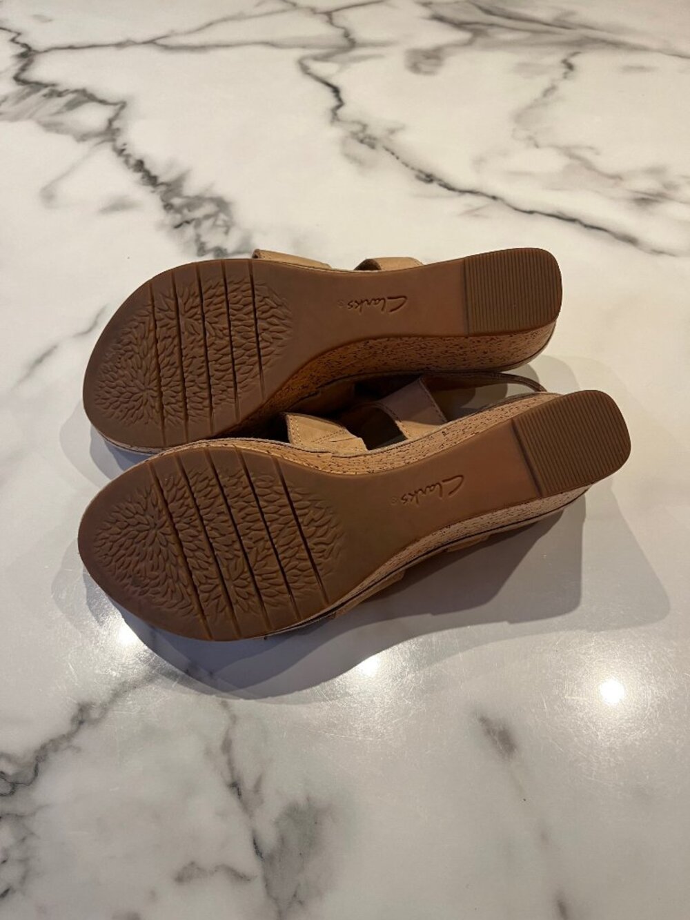 Clarks Elleri Rae Nougat Suede Cork Wedge Sandals Size 6 - Picture 7 of 11